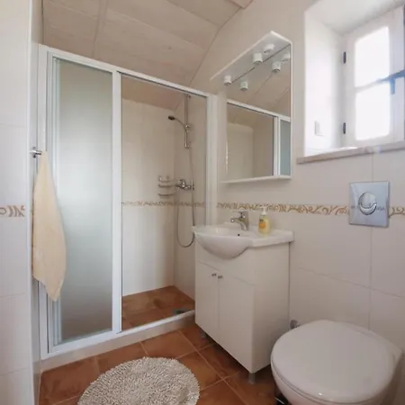 Nina - Three Bedroom With Terrace And Swimming Pool Lägenhet Mocici